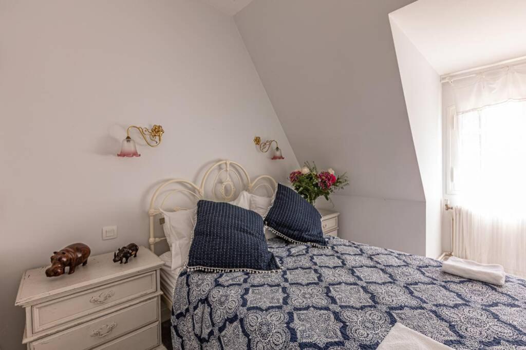 Holiday home Quiet 50's - 12 P. - Private Park & Pool