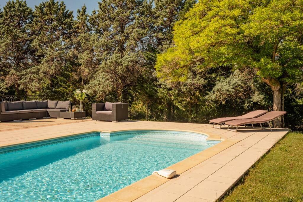 Holiday home Quiet 50's - 12 P. - Private Park & Pool