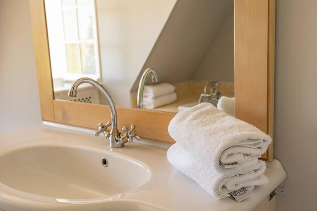 Holiday home Quiet 50's - 12 P. - Private Park & Pool